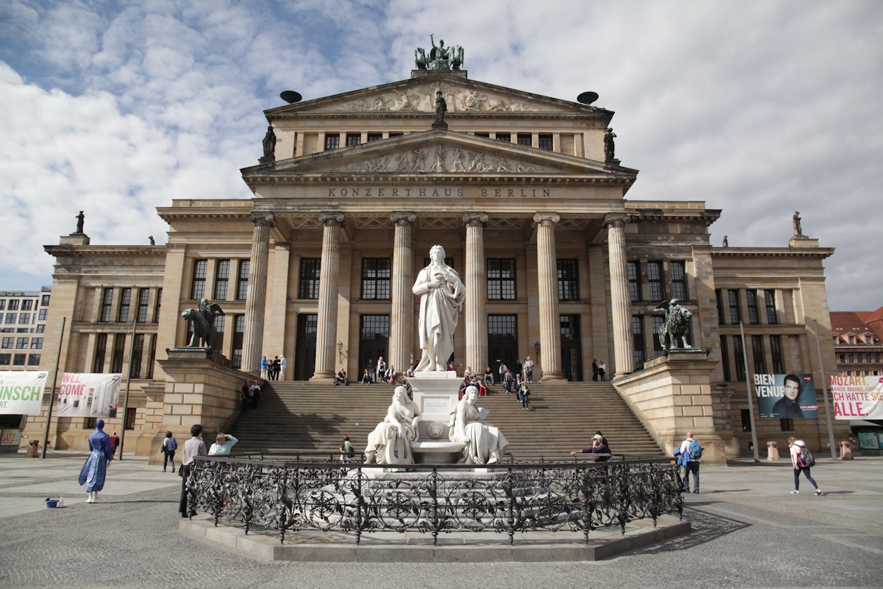 Descubre Berlín: Tour histórico a pie - Alojamientos en Berlín