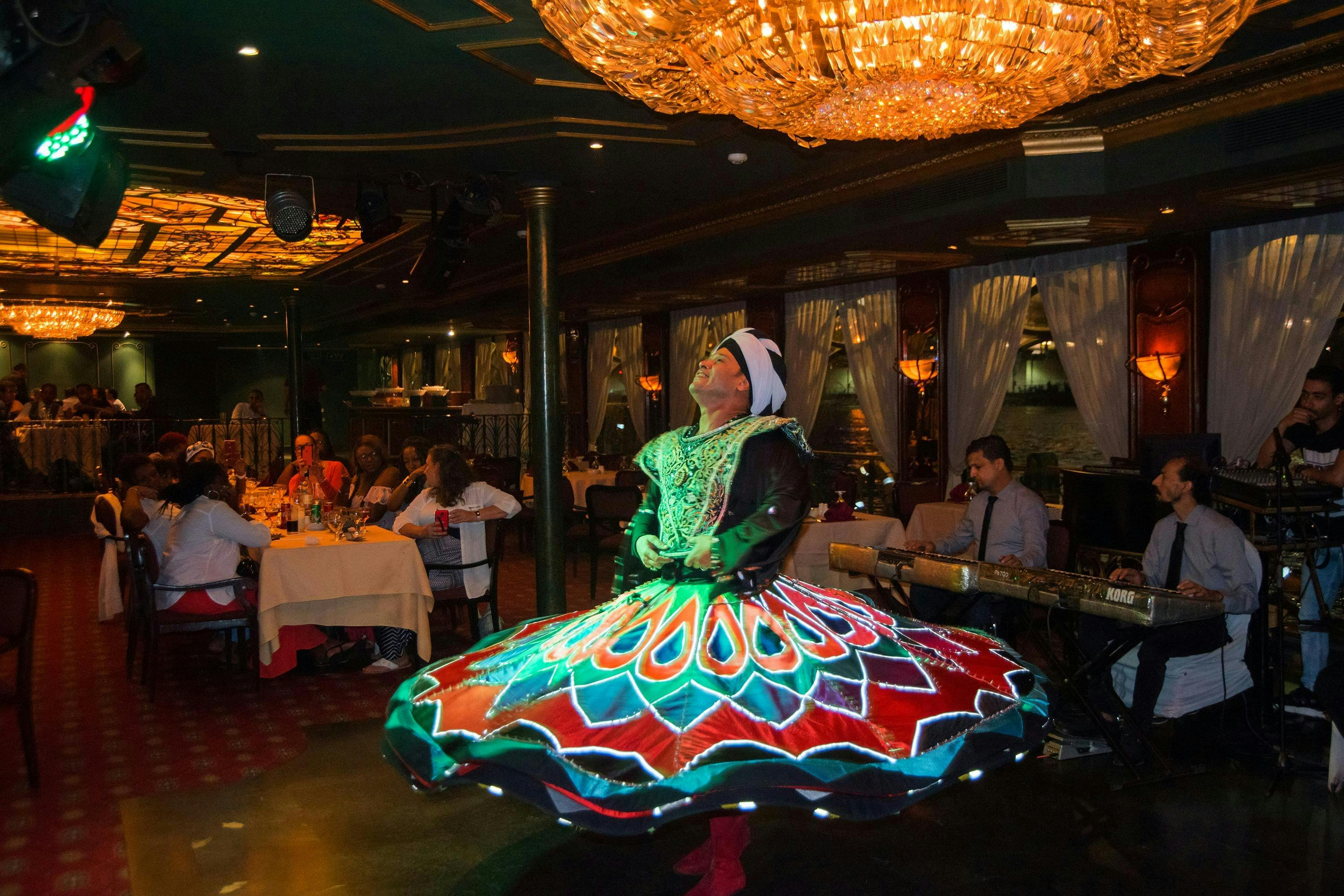 Il Cairo: Nile Maxim Tour in barca + Danza del ventre e Tanura + Trasferimenti opzionali — 8