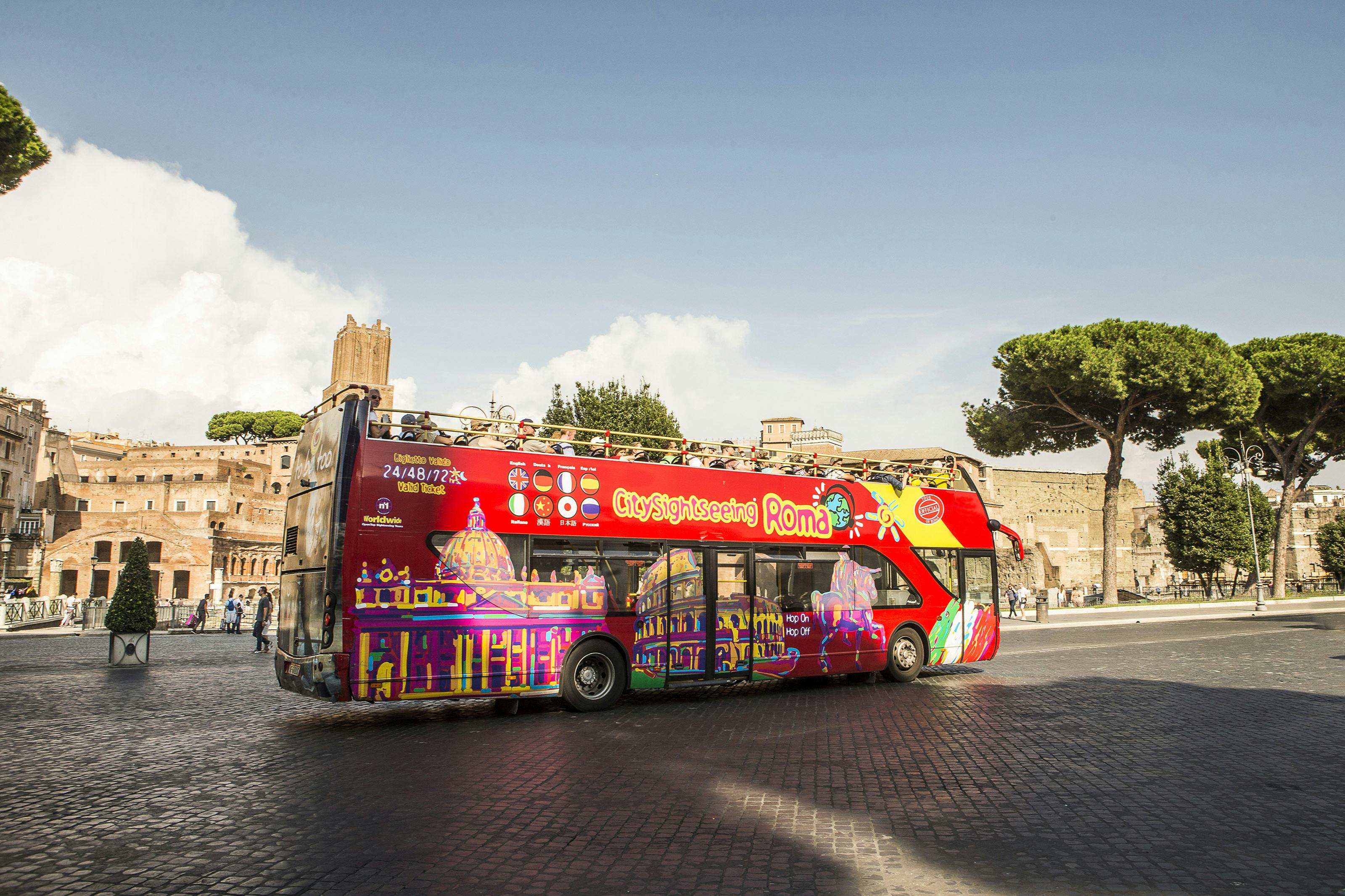 City Sightseeing Rome tour + transfer from Civitavecchia by bus