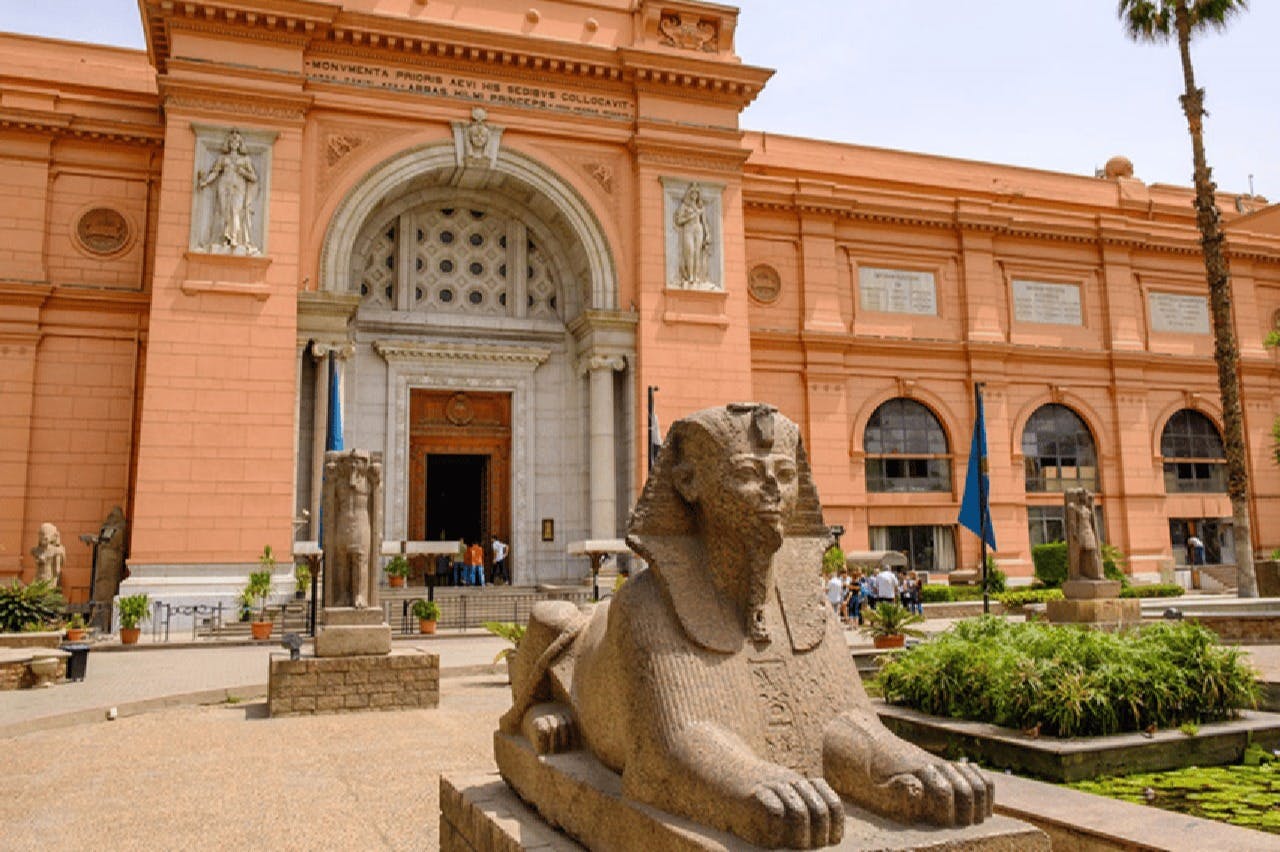 Museo Egizio del Cairo, Piramidi di Giza e Sfinge: tour guidato + trasferimento + pranzo — 3