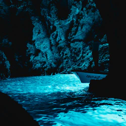 Blue Cave, Hvar & 5 Islands: Speedboat Tour