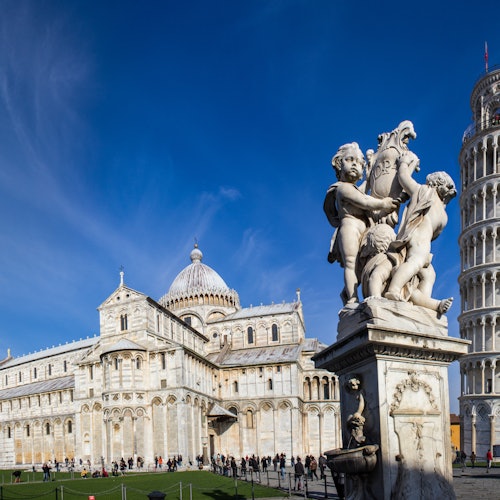 Excursión de un día desde Florencia: Pisa, San Gimignano y Siena con almuerzo y cata de vinos