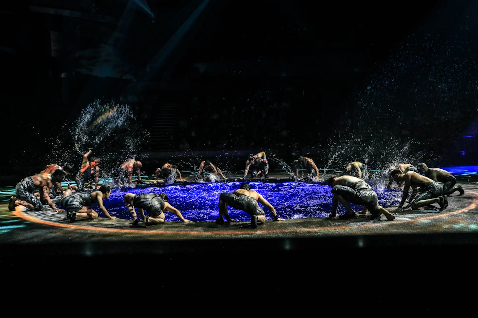 La Perle by Dragone