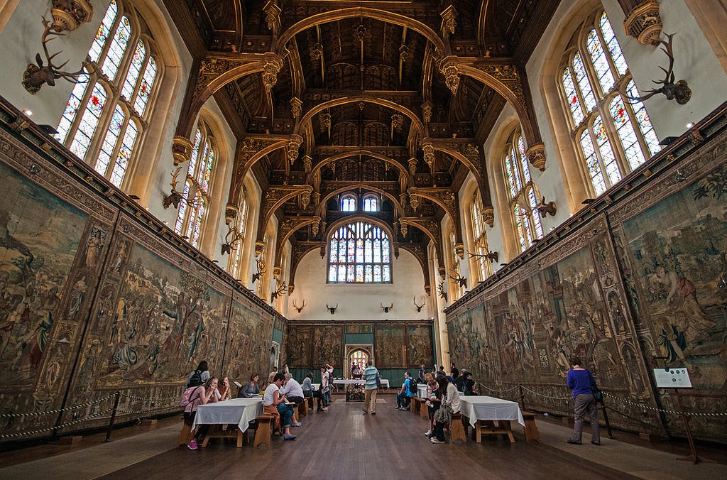 迷路の宮殿 ハンプトン・コート宮殿 Hampton Court Palace – london.xyz