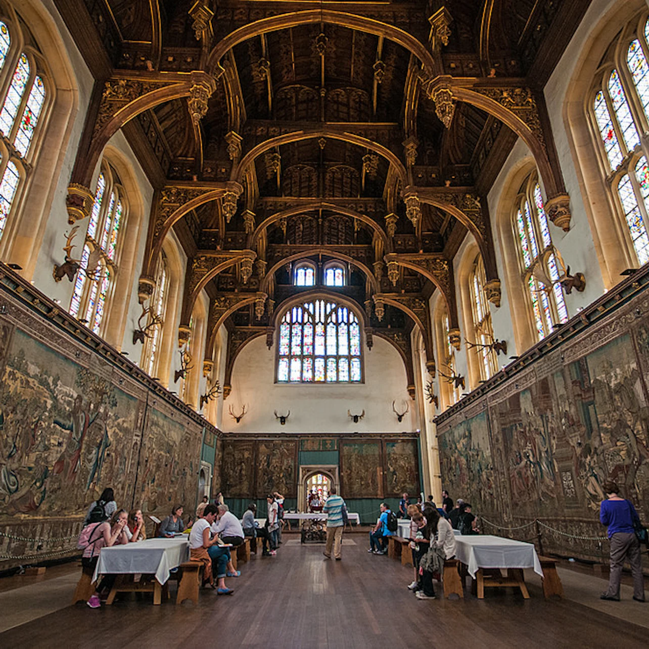 Hampton Court Palace, Gardens & Maze: Entry Ticket in London β Tiqets