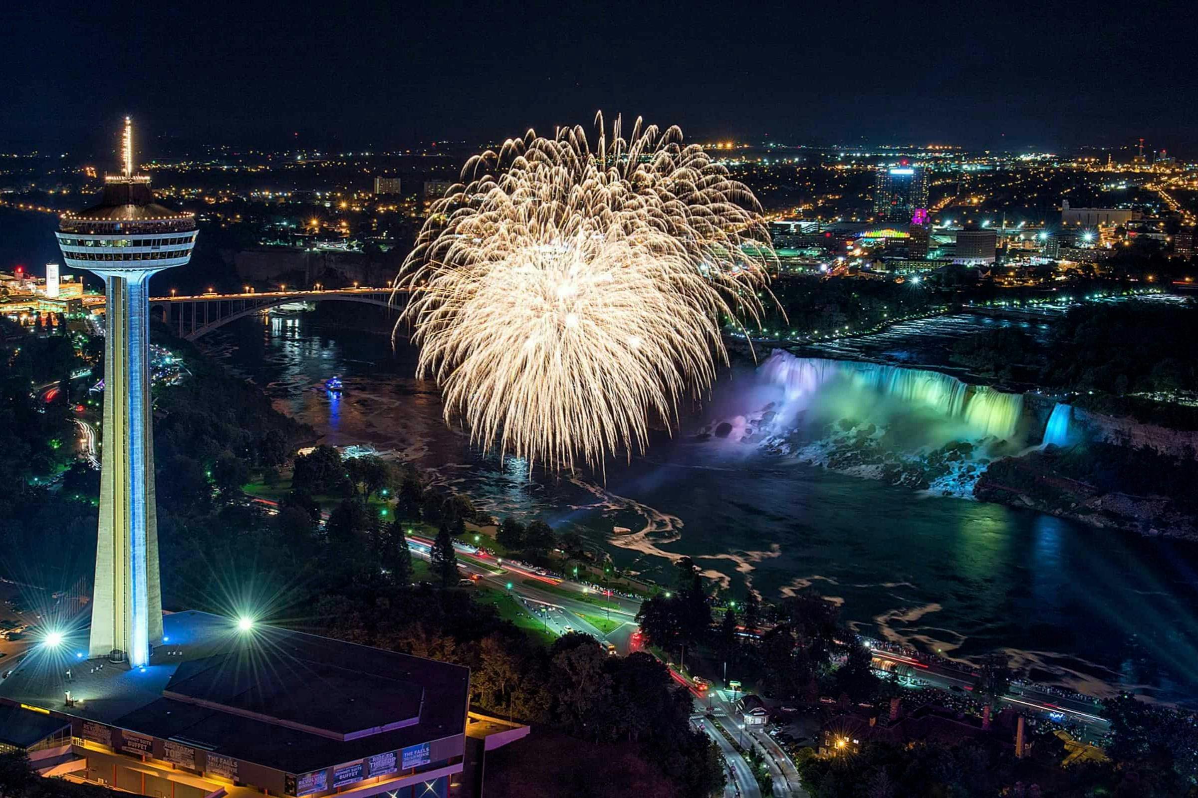 Niagara Falls - Fireworks Display (Summer + Select Days Through the Year)