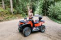 Avventura ATV Safari nella foresta.