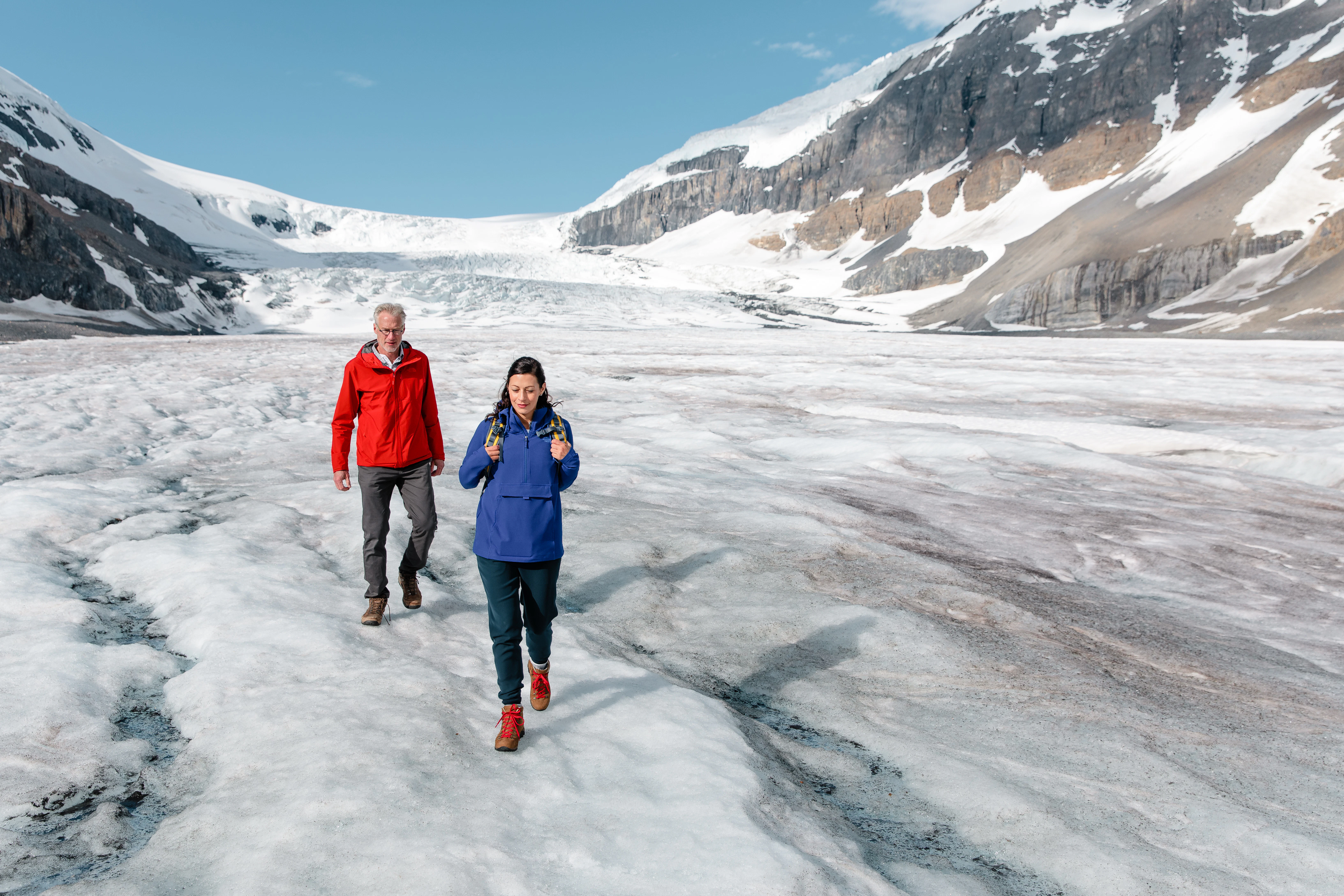 Columbia Icefield Discovery Centre: Ice Explorer Glacier Tour + Skywalk Entry