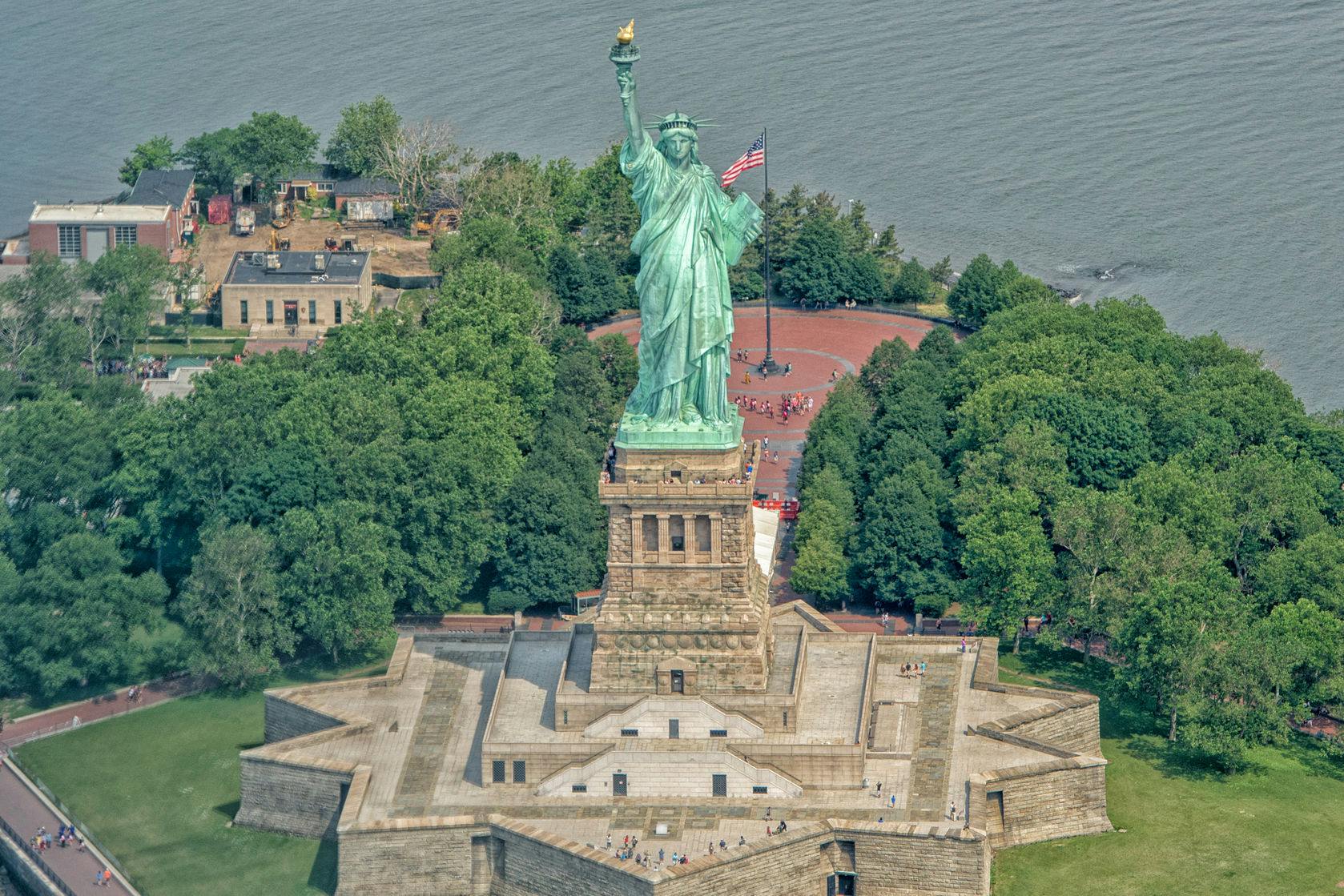 Statue De La Liberte Ellis Island Acces Rapide