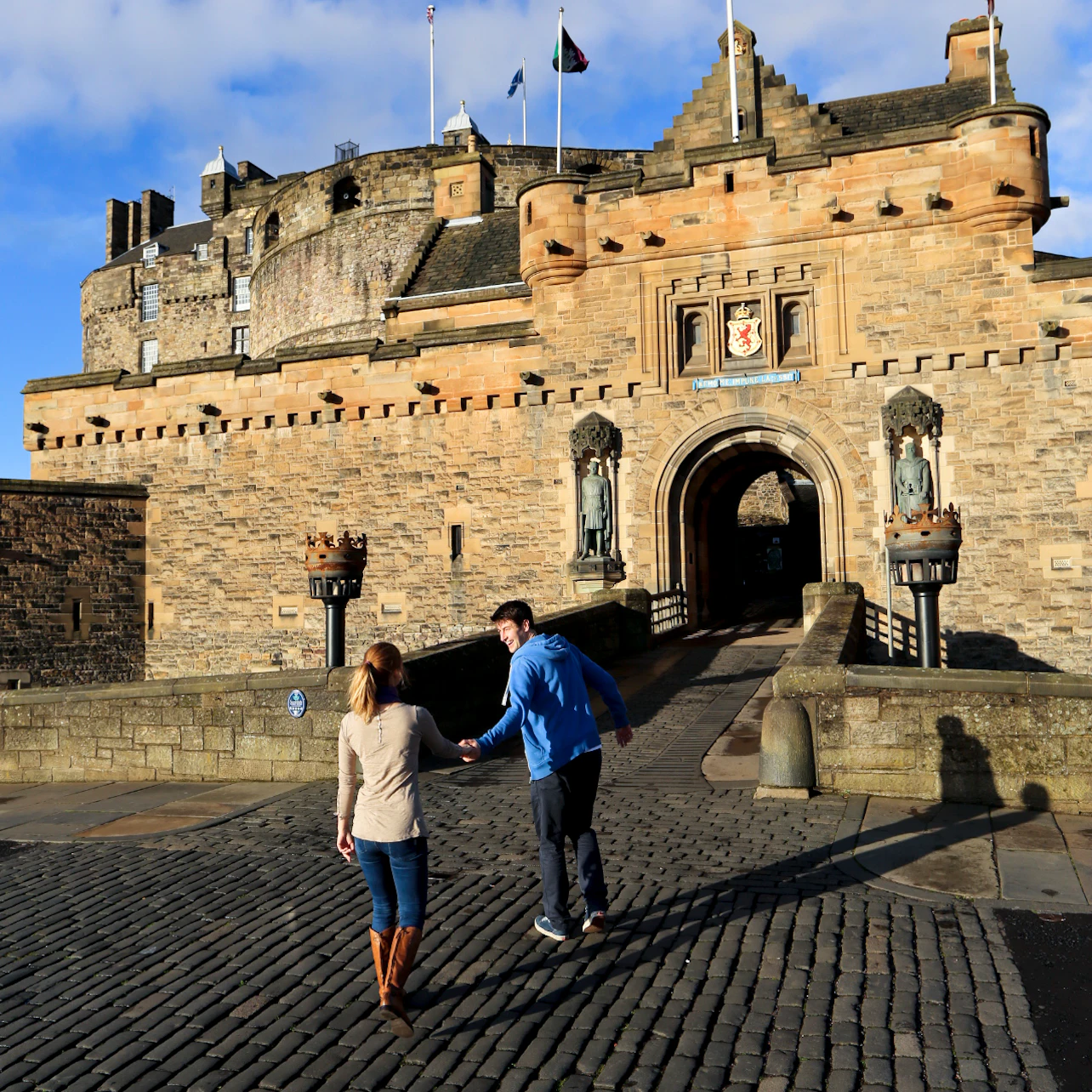 Hop-on Hop-off Bus Edinburgh in Edinburgh β Tiqets