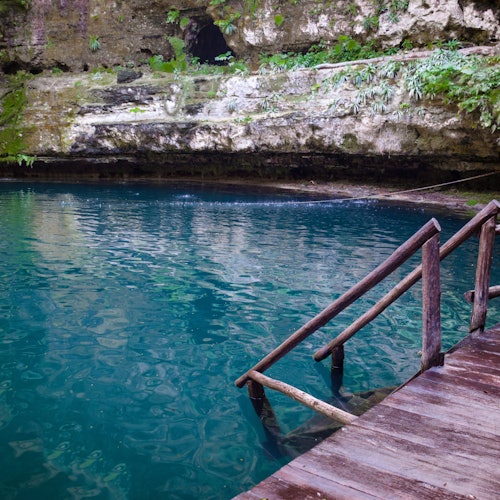 Chichen Itza, Valladolid & Cenote: Swim Tour + Hotel Pickup