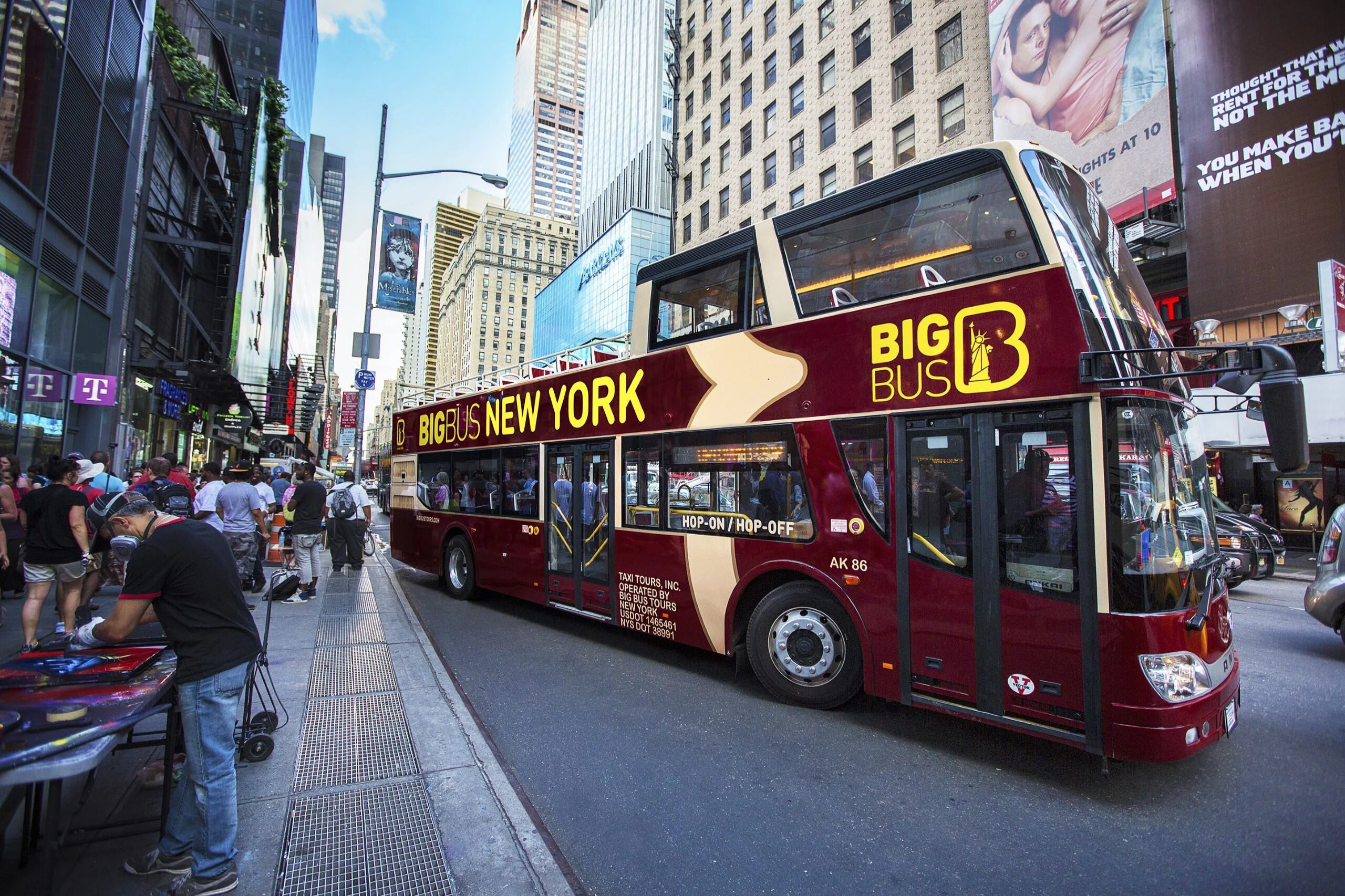 New York: Empire State Building + Hop-on Hop-off Bus Tour + Circle Line Cruise