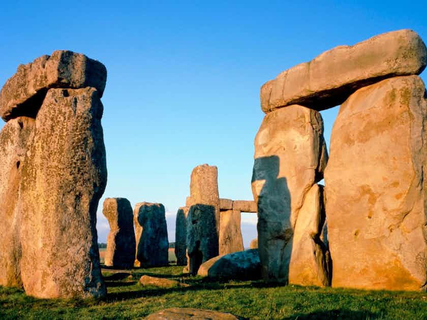 Windsor Castle, Stonehenge & Oxford Tour from London