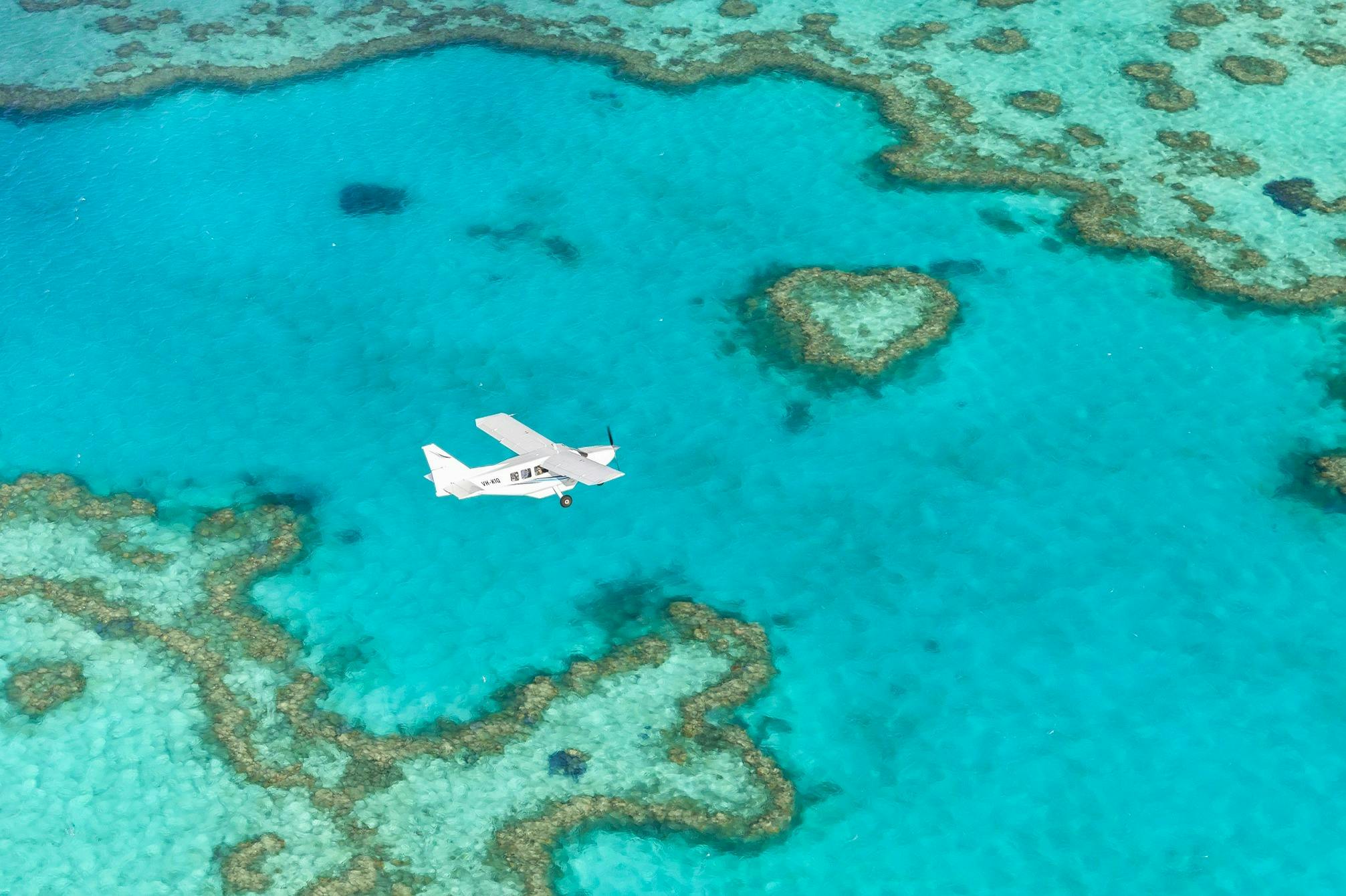 60-Minute Whitsundays Scenic Flight | Tiqets