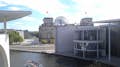 Spreeufer y cúpula del Reichstag Berlín