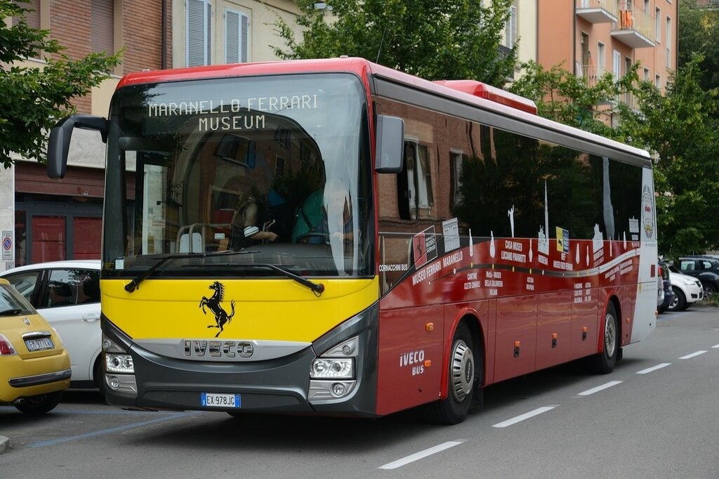 Vaivém de Ligação Modena Estação-Musei Ferrari