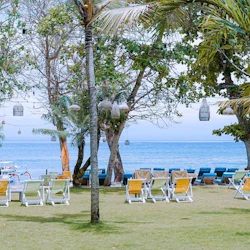Nusa Lembongan: Cruise from Bali + Beach Club Entry + Activities 2