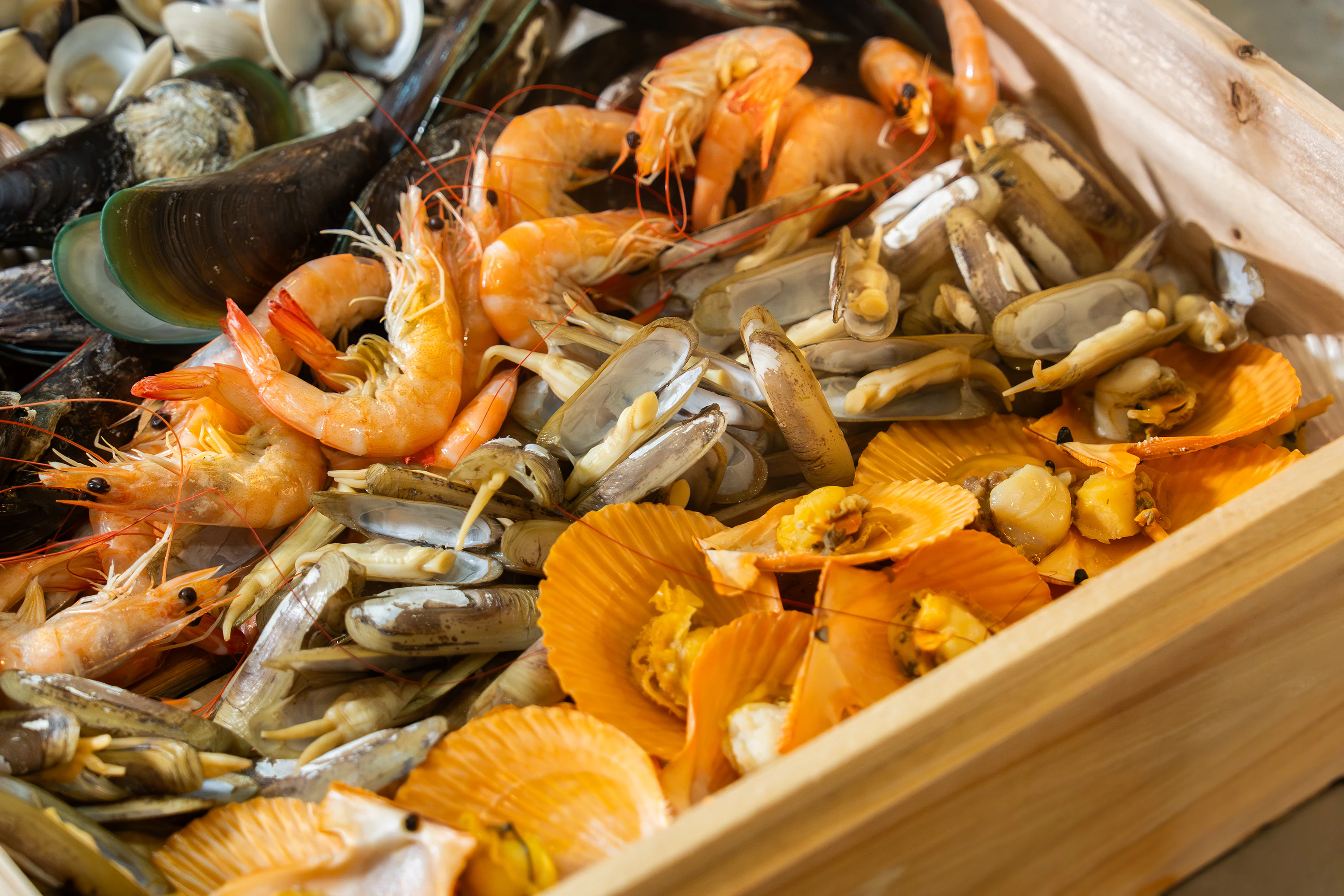 Hilton Shenzhen Futian: Buffet Lunch with Flavorful Tacos & Assorted Steaks (Up to 37% Off)