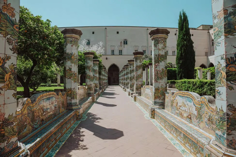 Cloister of Santa Chiara: Guided Tour in Italian
