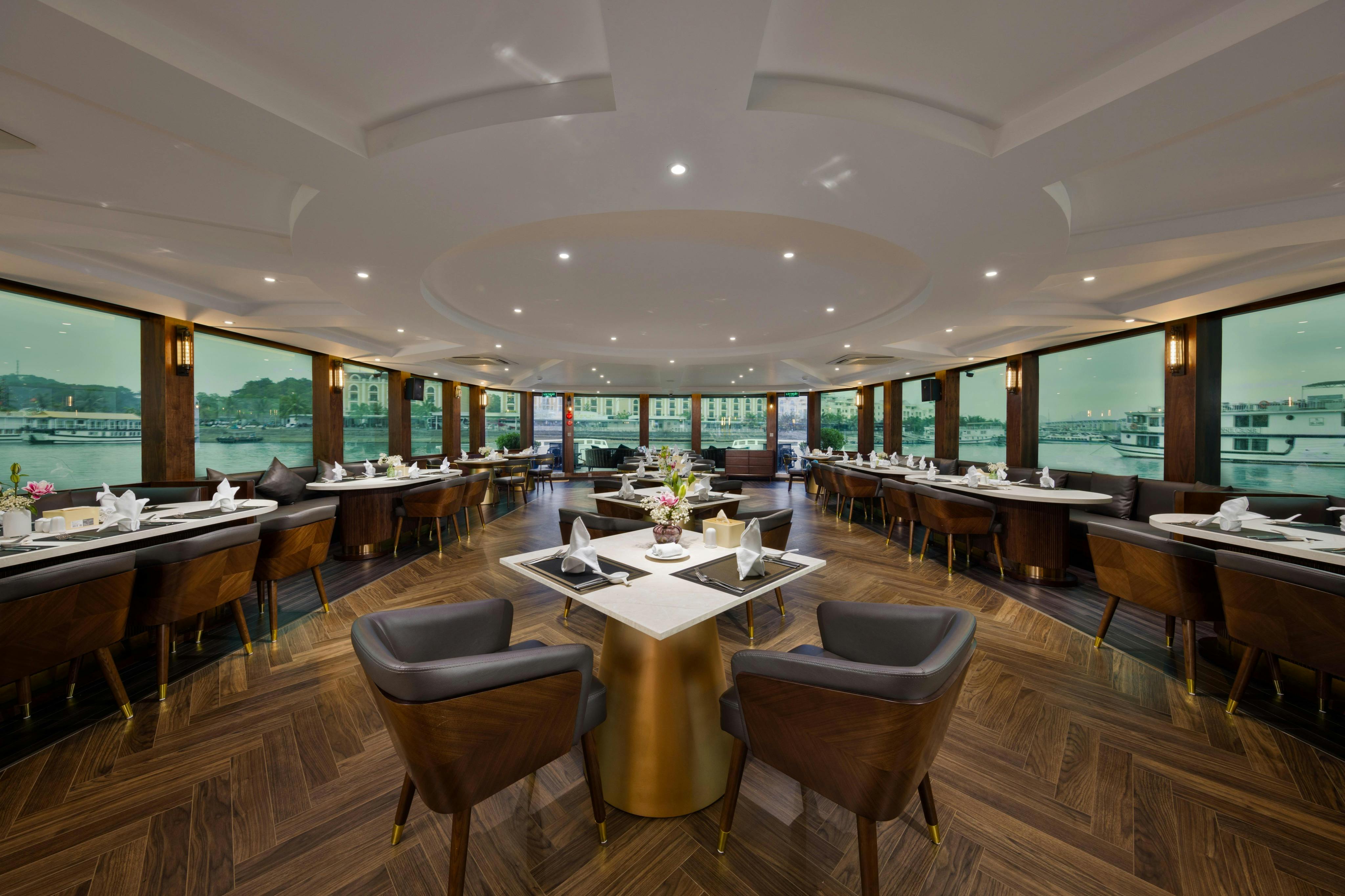 Halong Bay & Lan Ha Bay: 5-Star Catamaran Cruise + Lunch + Optional Transfer 4