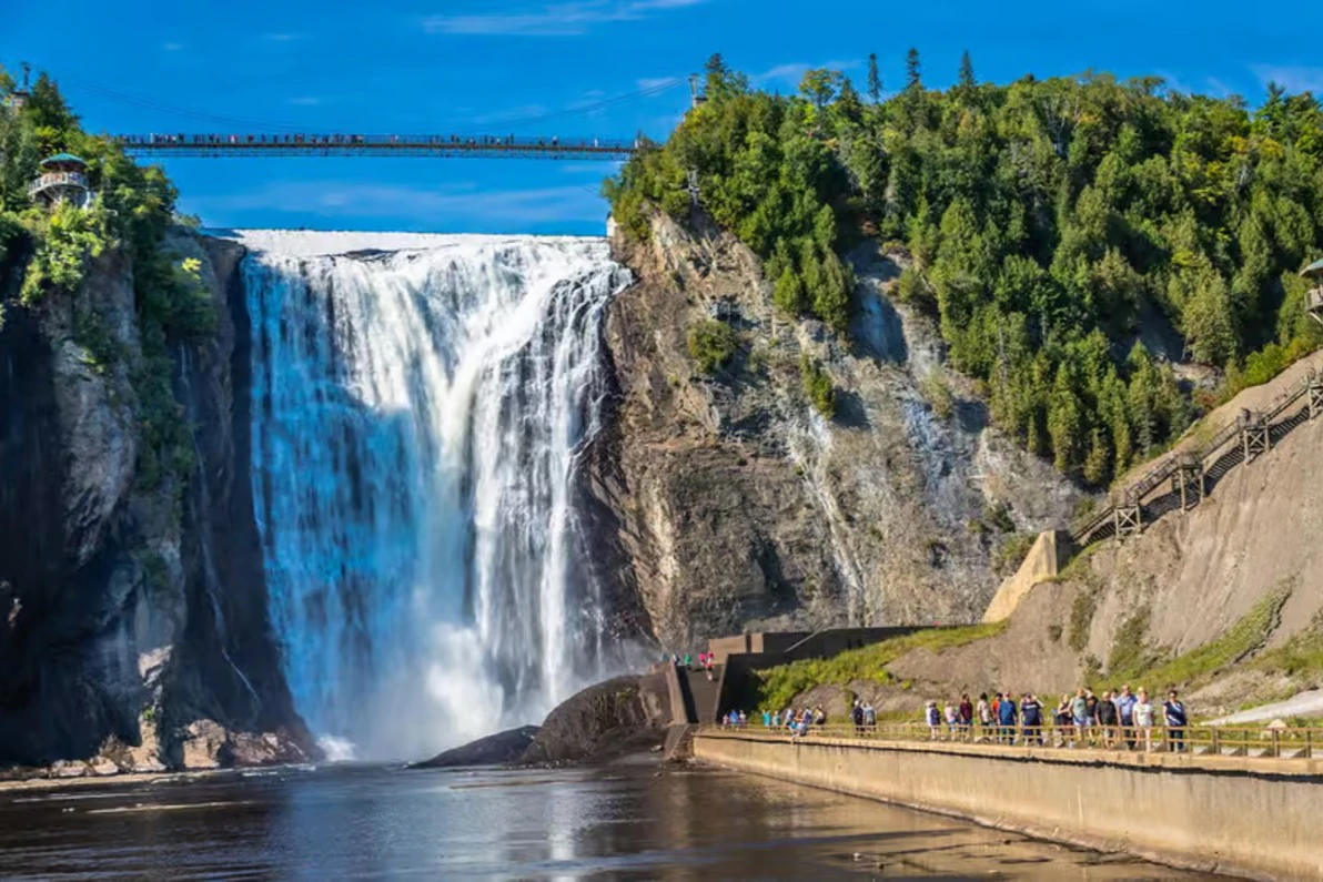 Parc de la Chute-Montmorency: Entry + Roundtrip Shuttle from Old Quebec