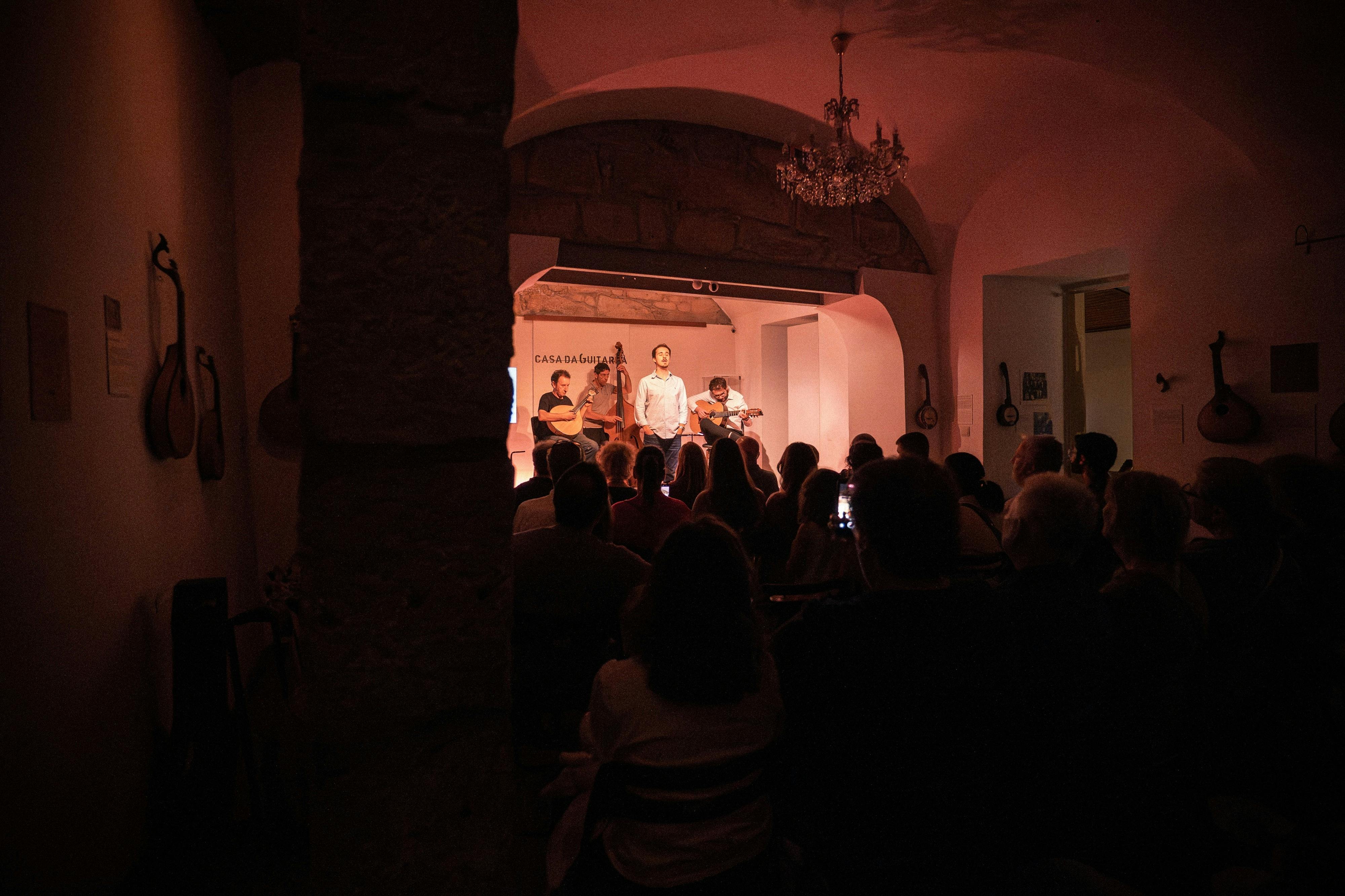 Porto: Fado Concert in Casa da Guitarra with Port Wine - Photo 3