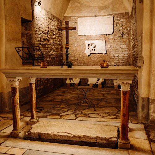 Rome: Guided Underground Tour with Catacombs & Bone Crypt Entry - Photo 20
