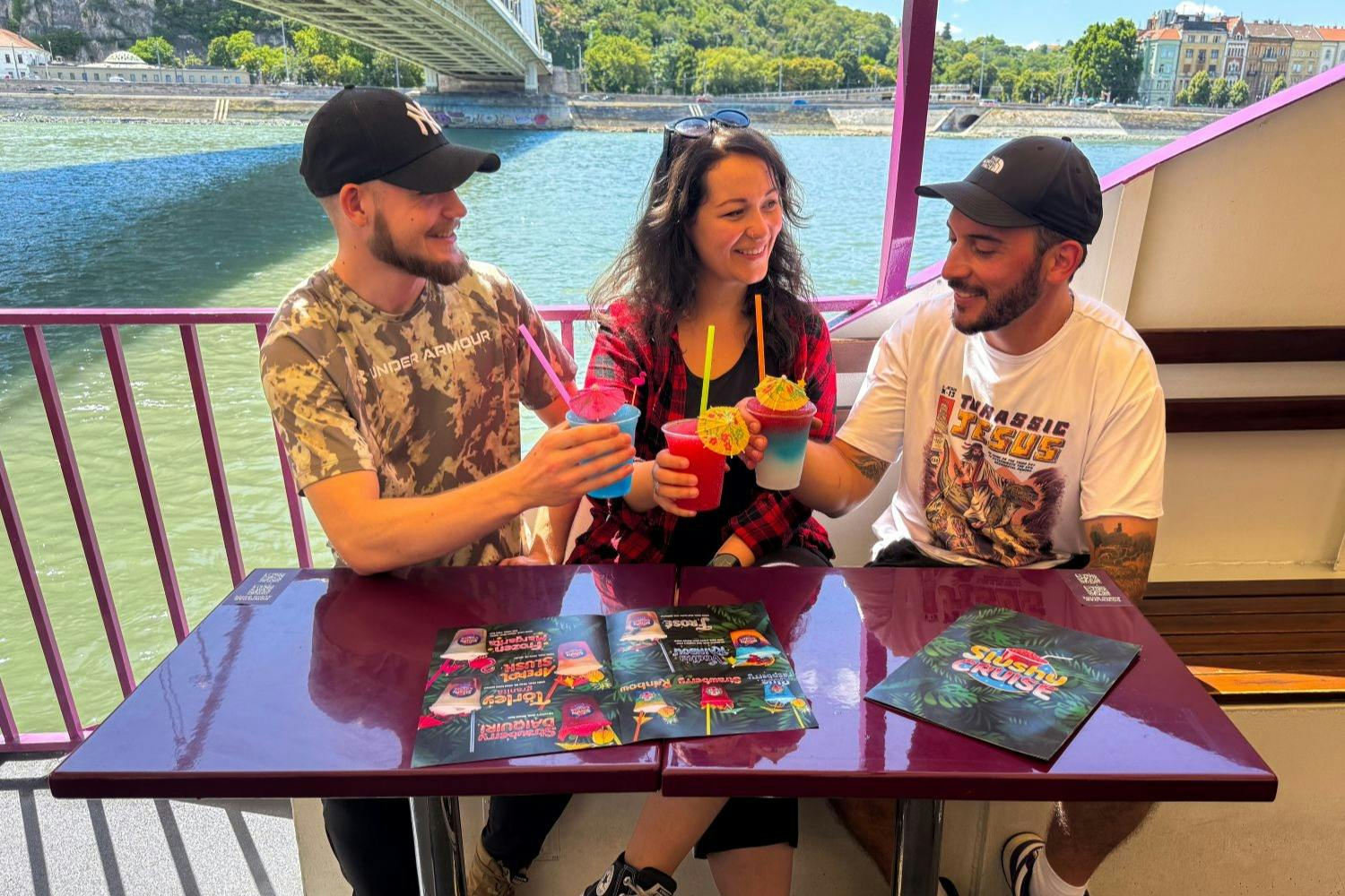 Budapest: Sightseeing Cruise + Unlimited Slushy in Budapest – Tiqets