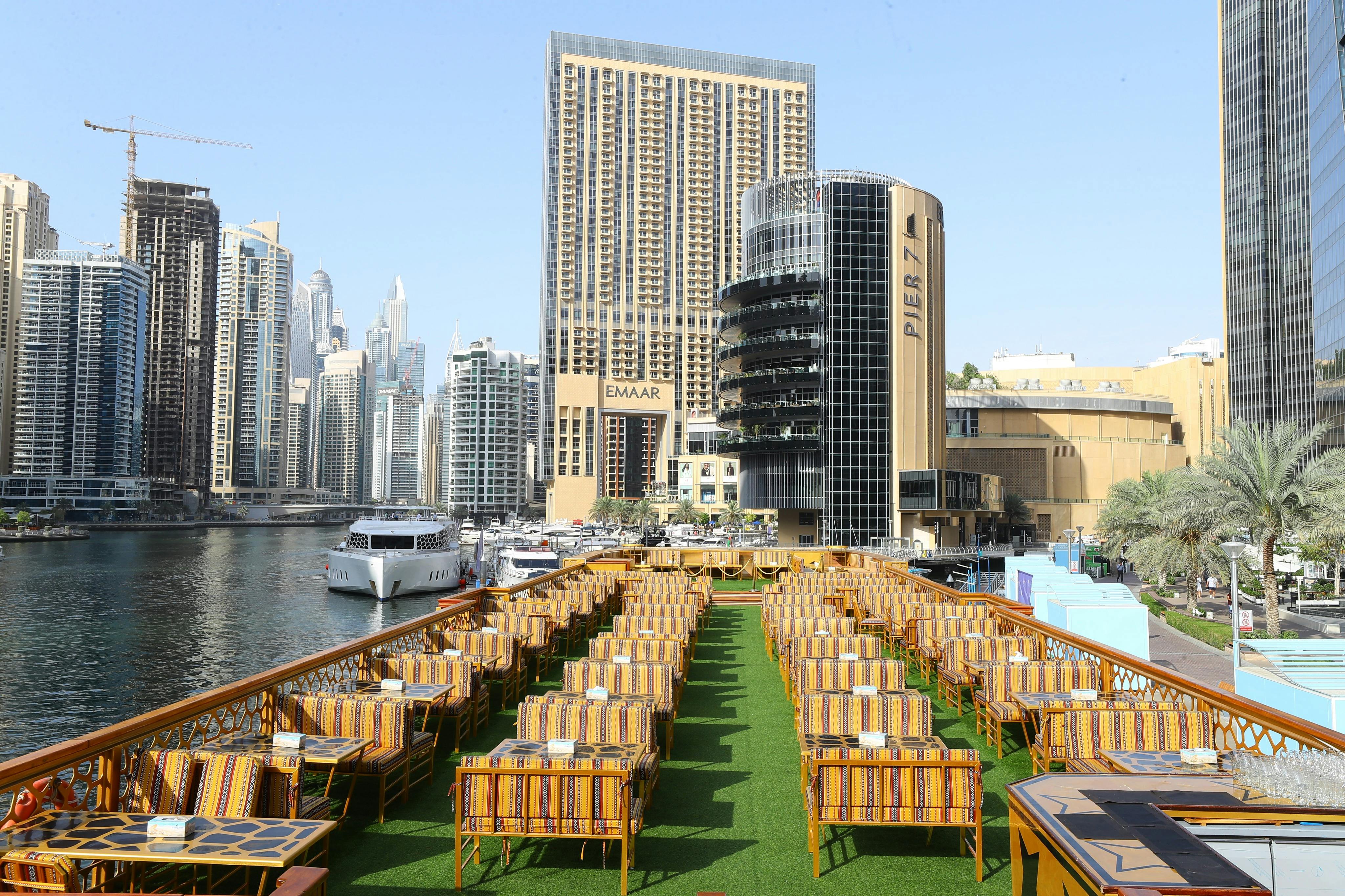 Dutch Oriental Cruises, Dubaj -OCEAN EMPRESS VEČEŘE PLAVBA