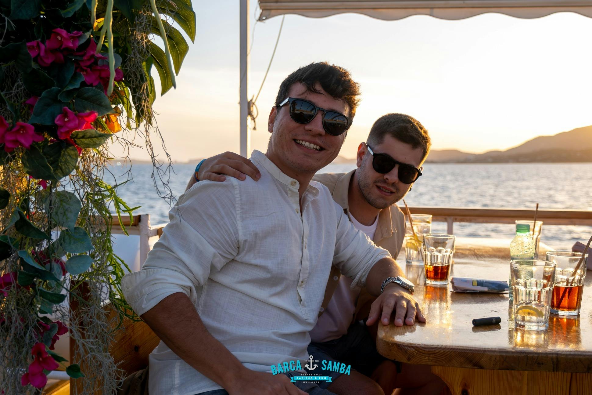 Pont supérieur au coucher du soleil