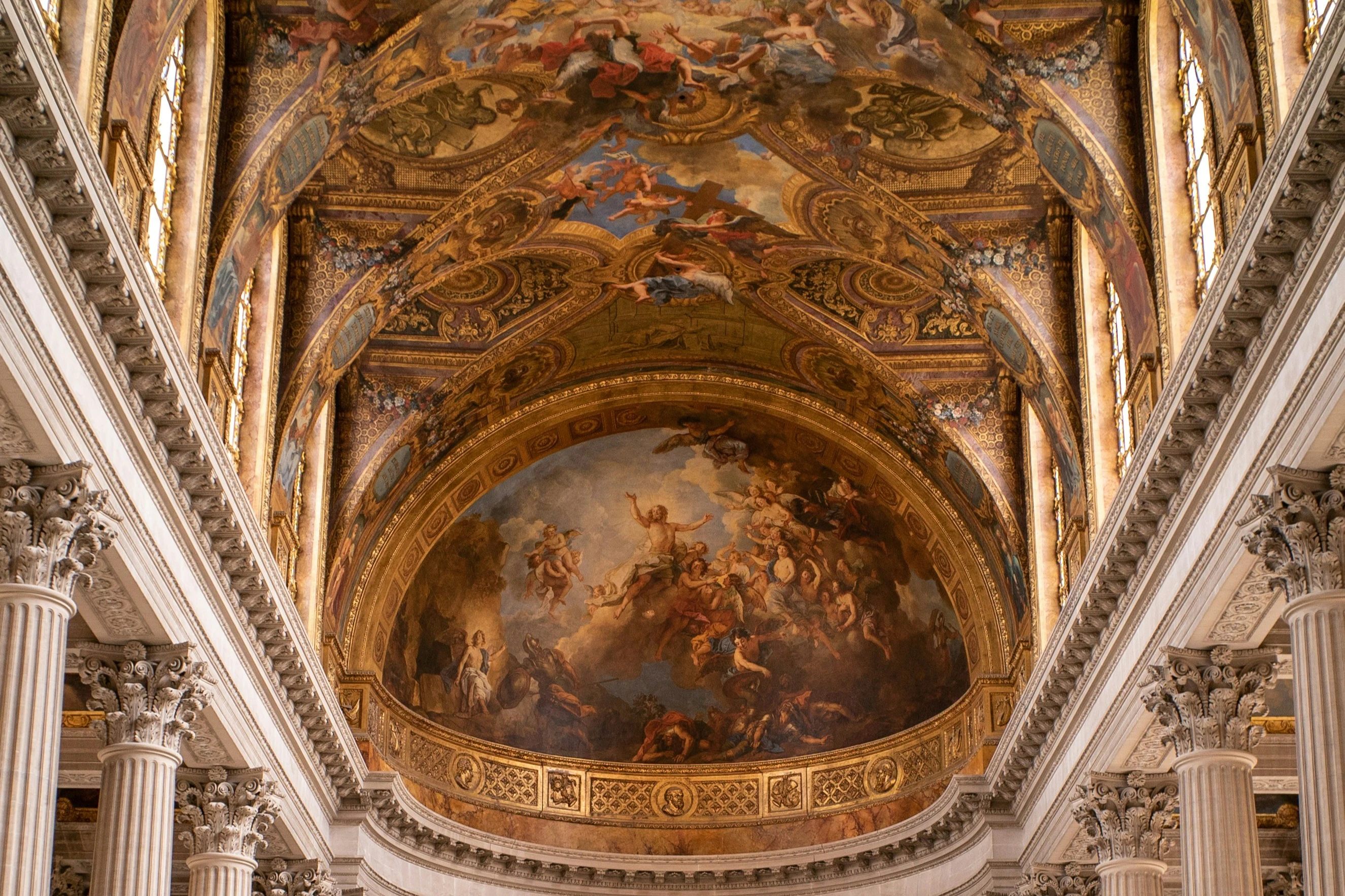 Palace of Versailles & Gardens: Entry Ticket + Trianon Estate + Transport