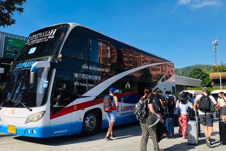 Benefit from reliable and timely departures for peace of mind.