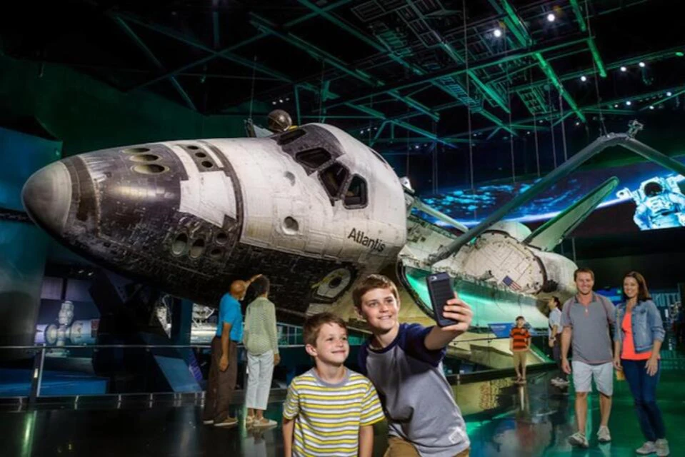 Kennedy Space Center: Small Group Guided Tour from Orlando + Breakfast
