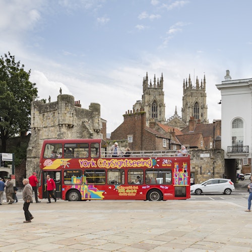Hop-On Hop-Off Bus York Hop-On Hop-Off Bus York