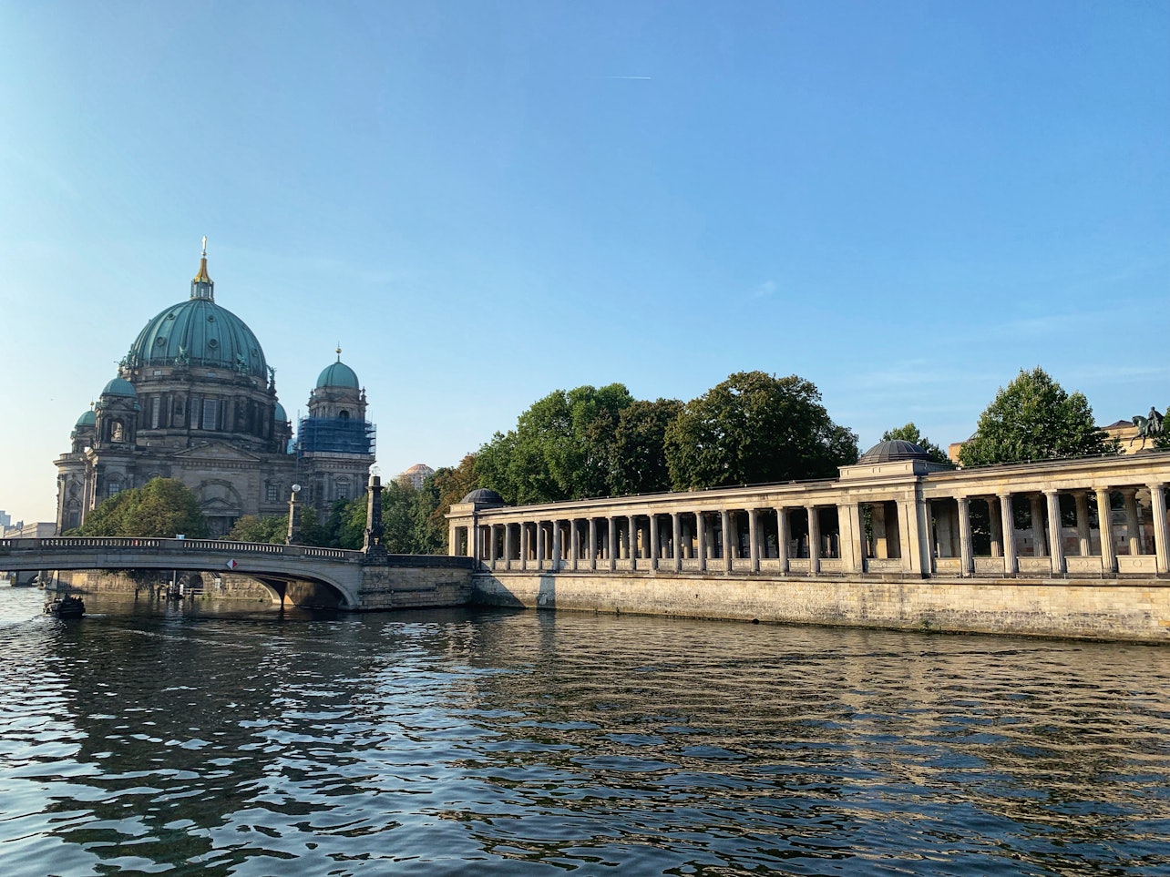 Descubra Berlim: Passeio Pedestre Histórico - Acomodações em Berlim