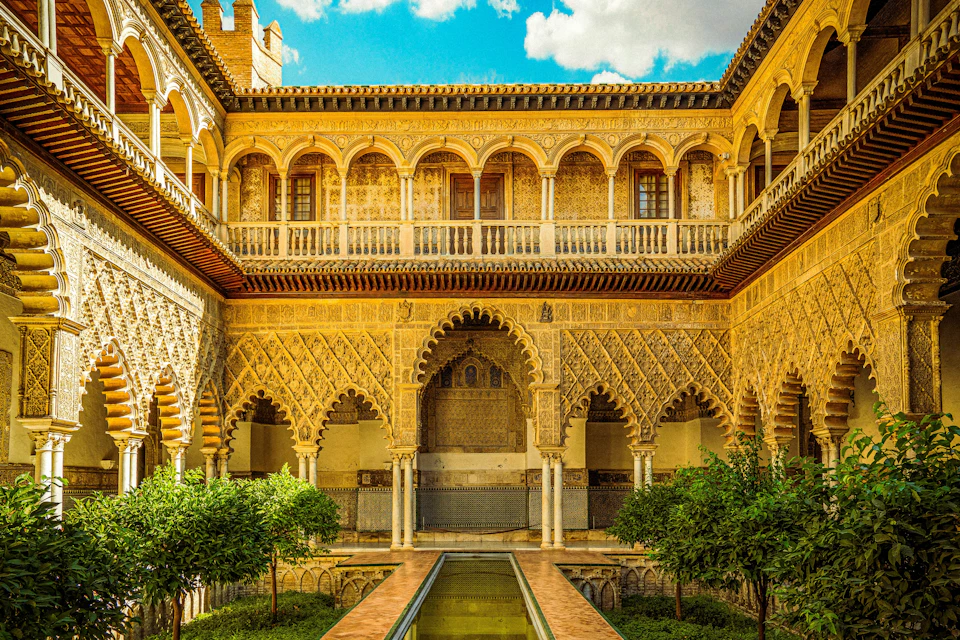 alcazar interior