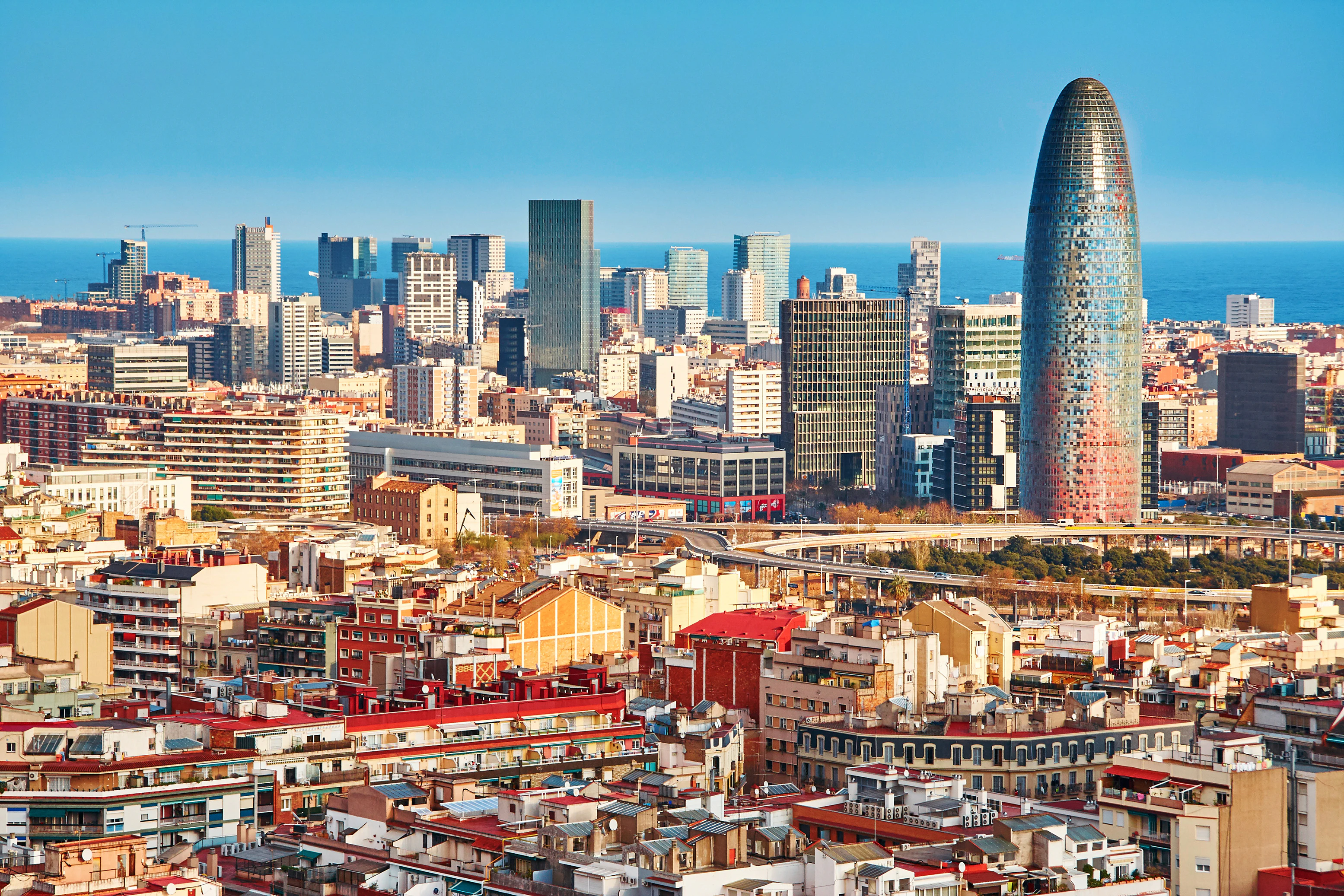 Barcelona Card: Public Transport + 40 Attractions