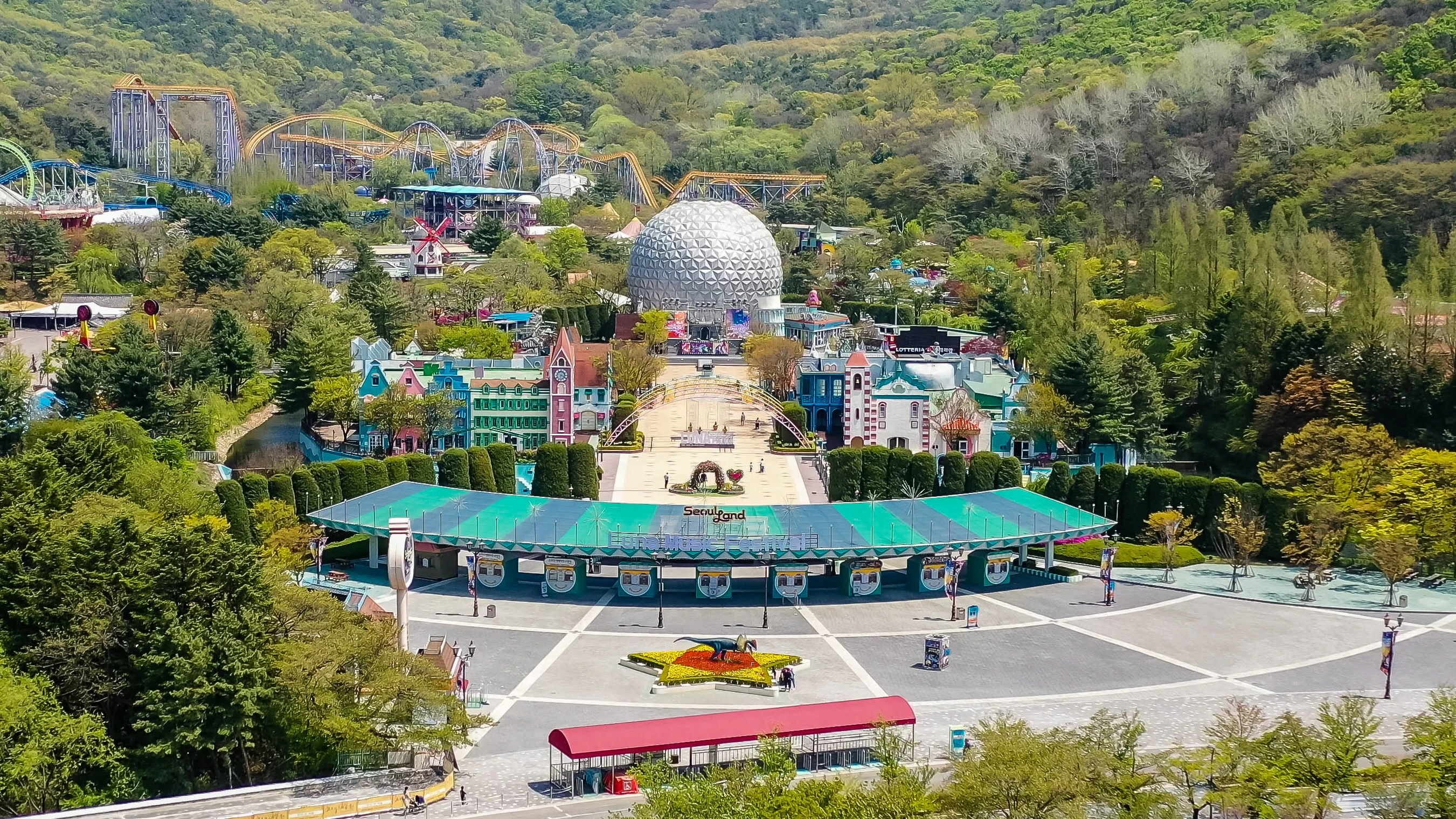 Seoul Land: 1-Day Theme Park Ticket