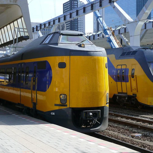 Amsterdam: Train & Bus Transfer To/From Bloemendaal Strand - Photo 5