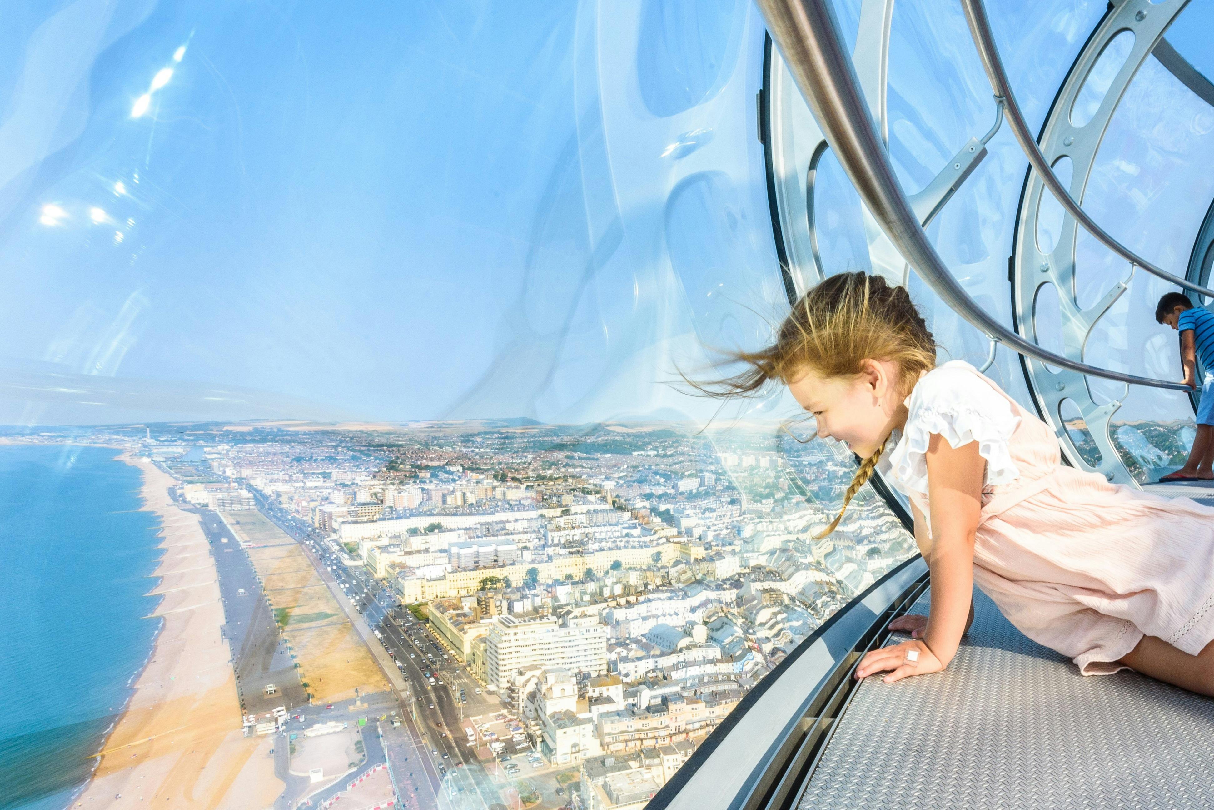 Brighton i360在吊舱内
