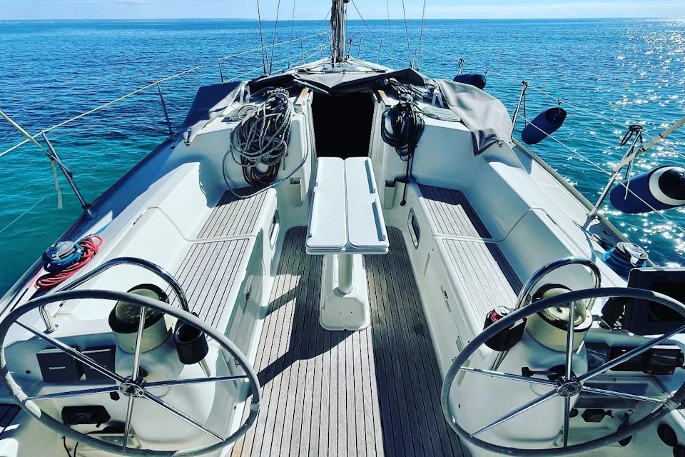 Gambit Sailboat