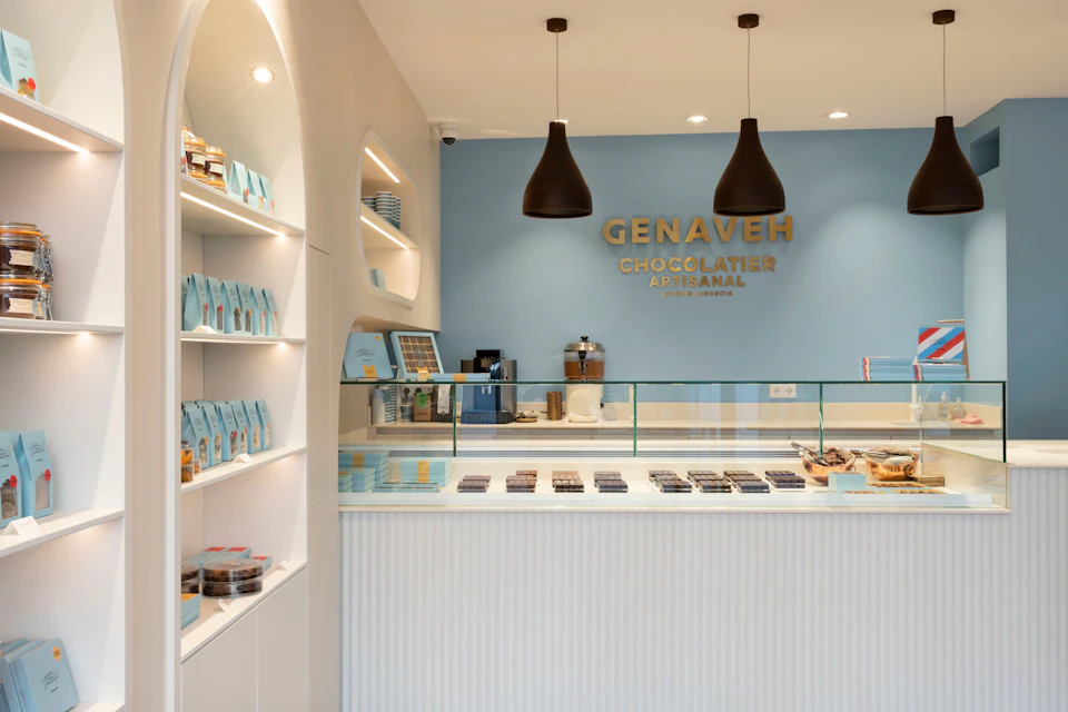 Inside store of the chocolaterie Genaveh