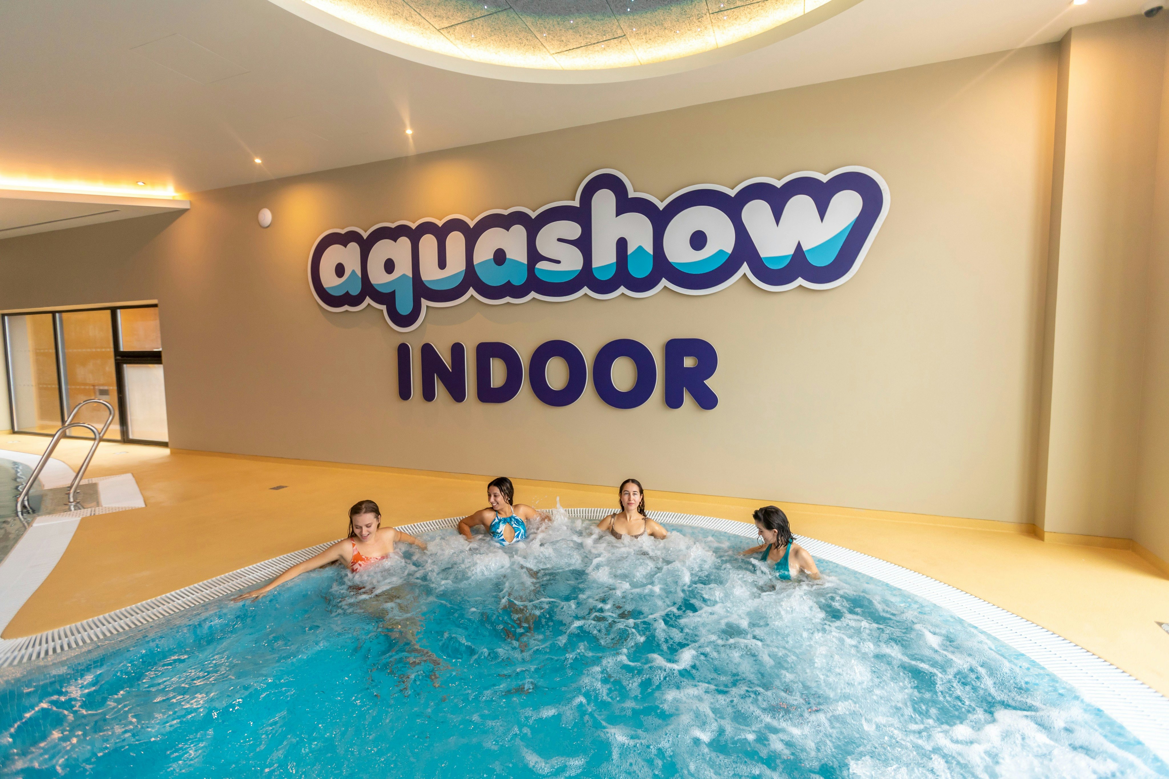 Aquashow: Entrada para o parque aquático interno