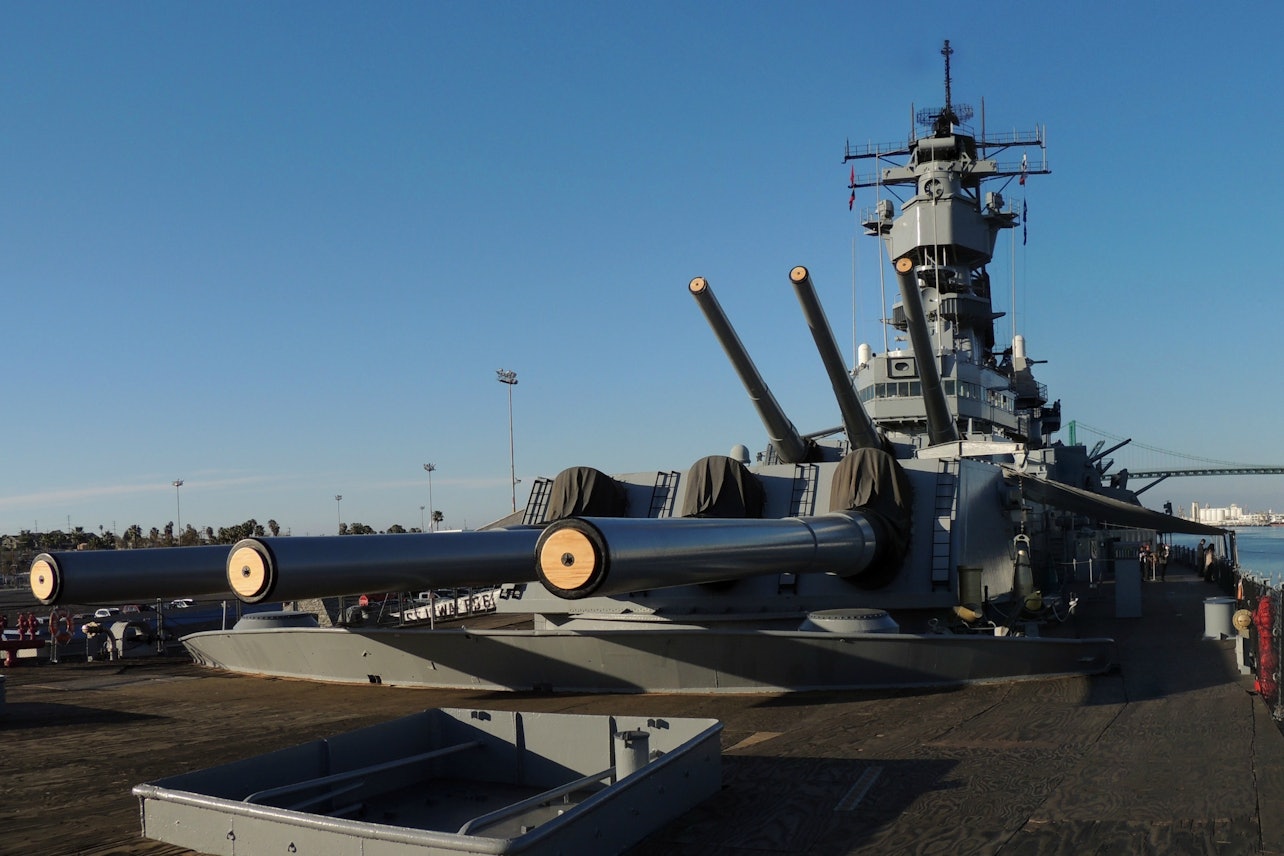 Battleship Iowa Museum: passe de acesso geral - Acomodações em Los Angeles