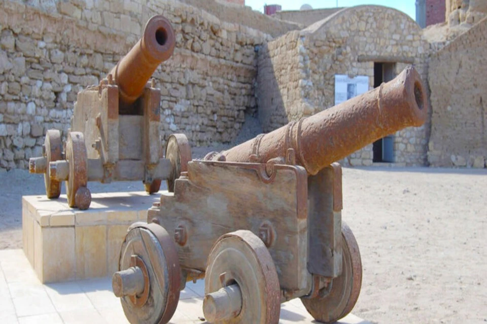 The Castle of El Quseir was a war cannon.