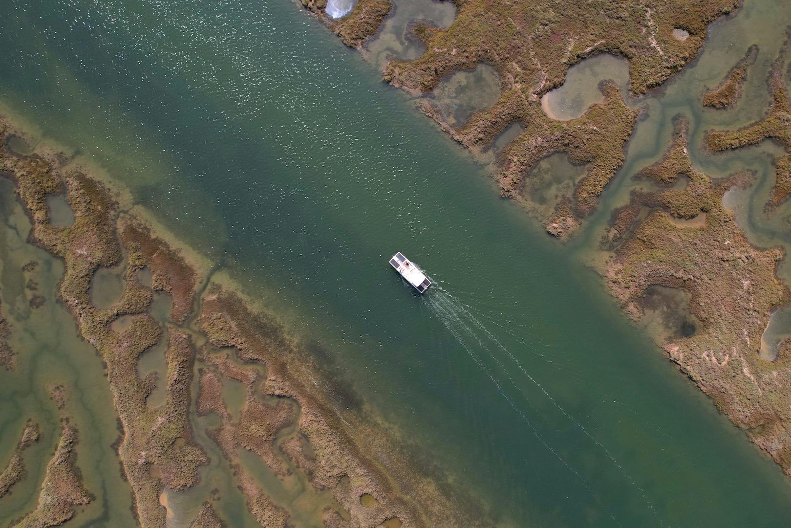 Ekologická plavba lodí v Ria Formosa mimo Faro