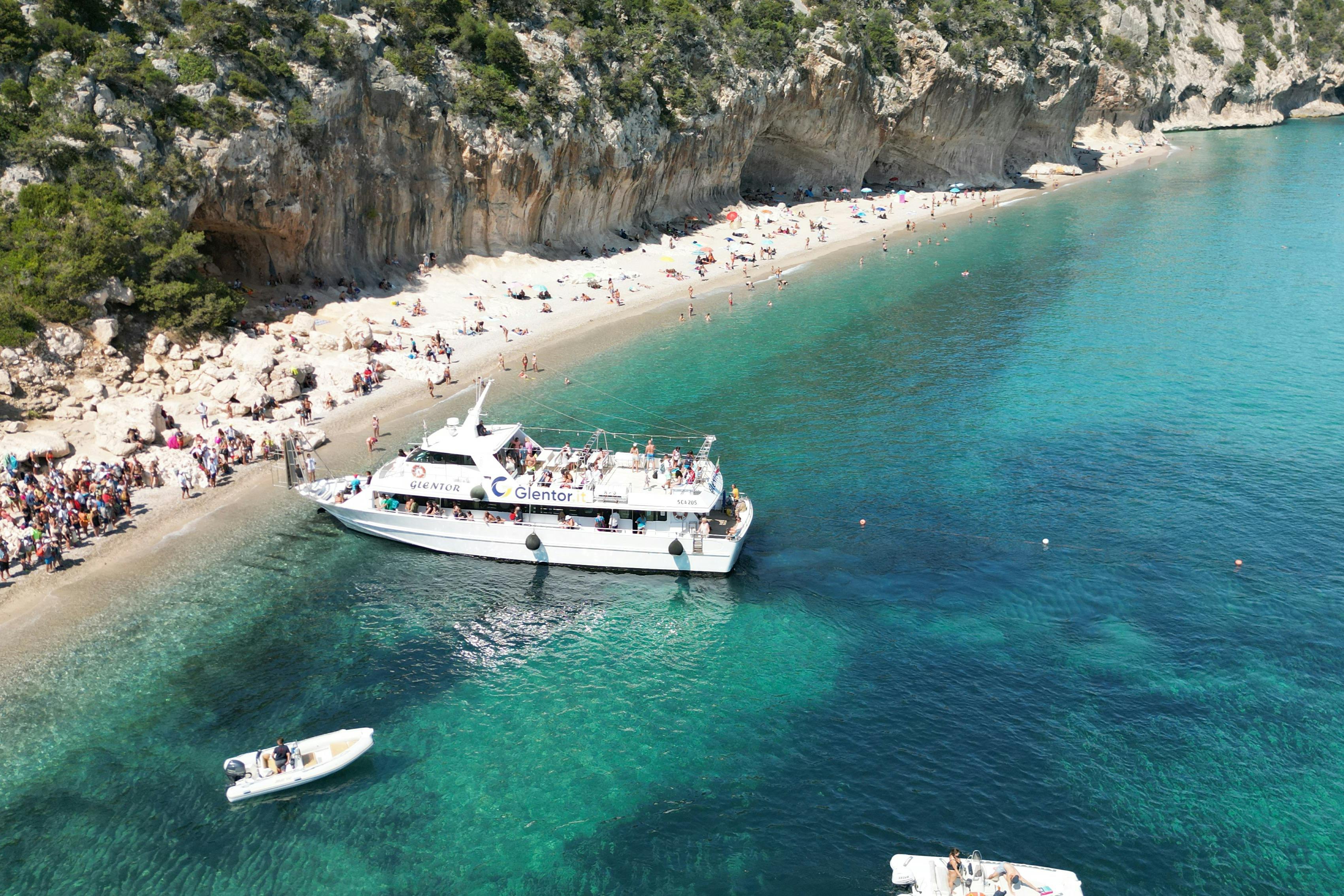 Golfo di Orosei: tour in barca con soste in spiaggia — 3