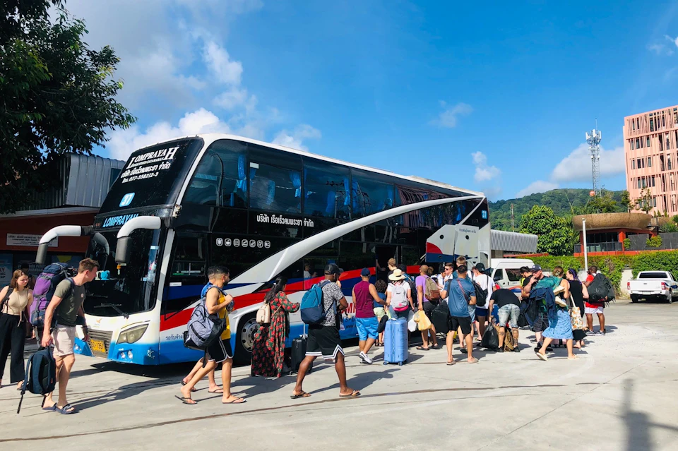 The journey starts with an air-conditioned Coach ride from Phuket to Surat Thani pier.
