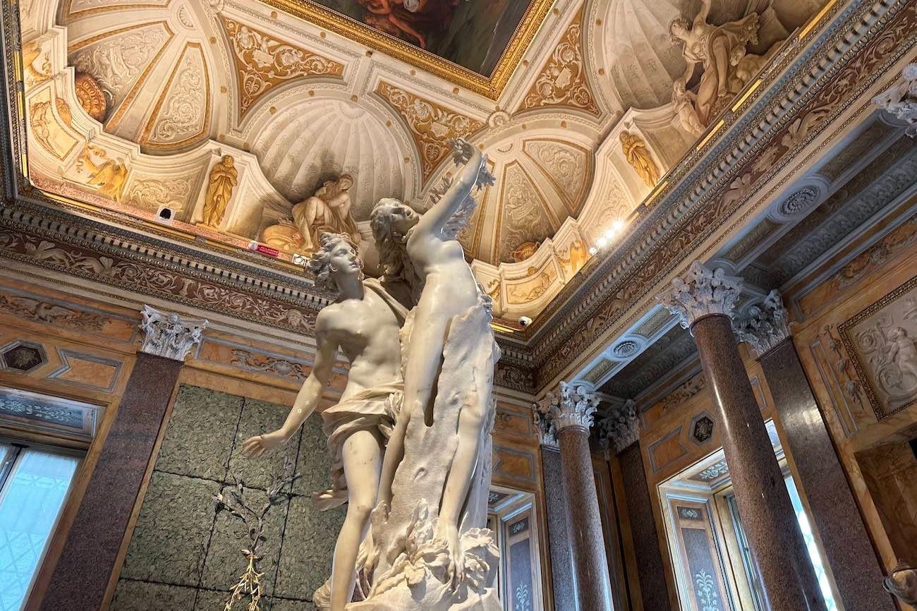 ベルニーニのアポロとダフネ