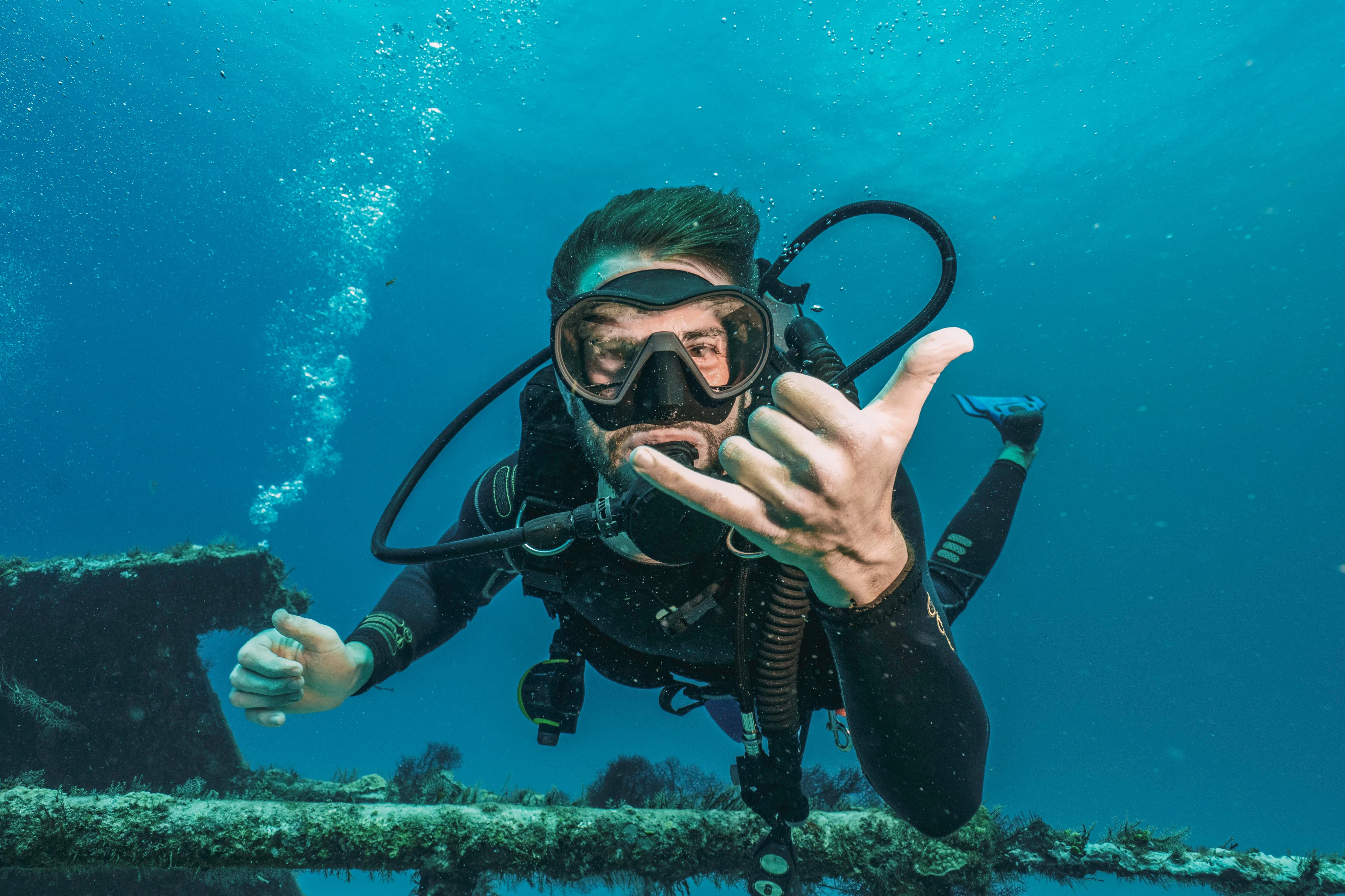 Hurghada: Guided Scuba Diving + Transfers + Lunch
